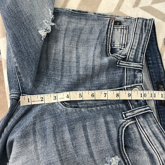 Judy Blue Distressed Straight Jeans size 5/27 Women’s Jeans - Picture 9 of 10